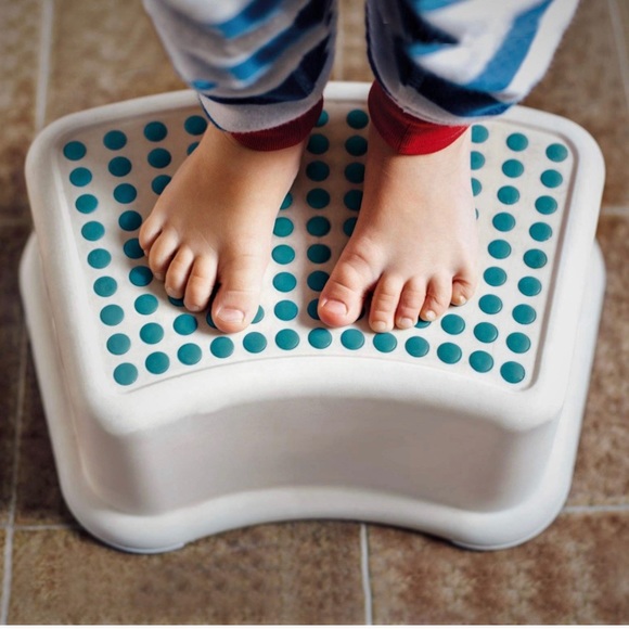 TANGIST - White & Blue Multifunctional Household Non-Slip Ladder Step Stool. - Picture 5 of 8